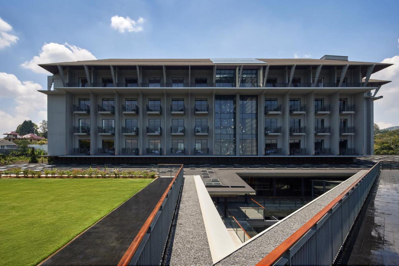 The Gaia Hotel Bandung Лембанг Экстерьер фото