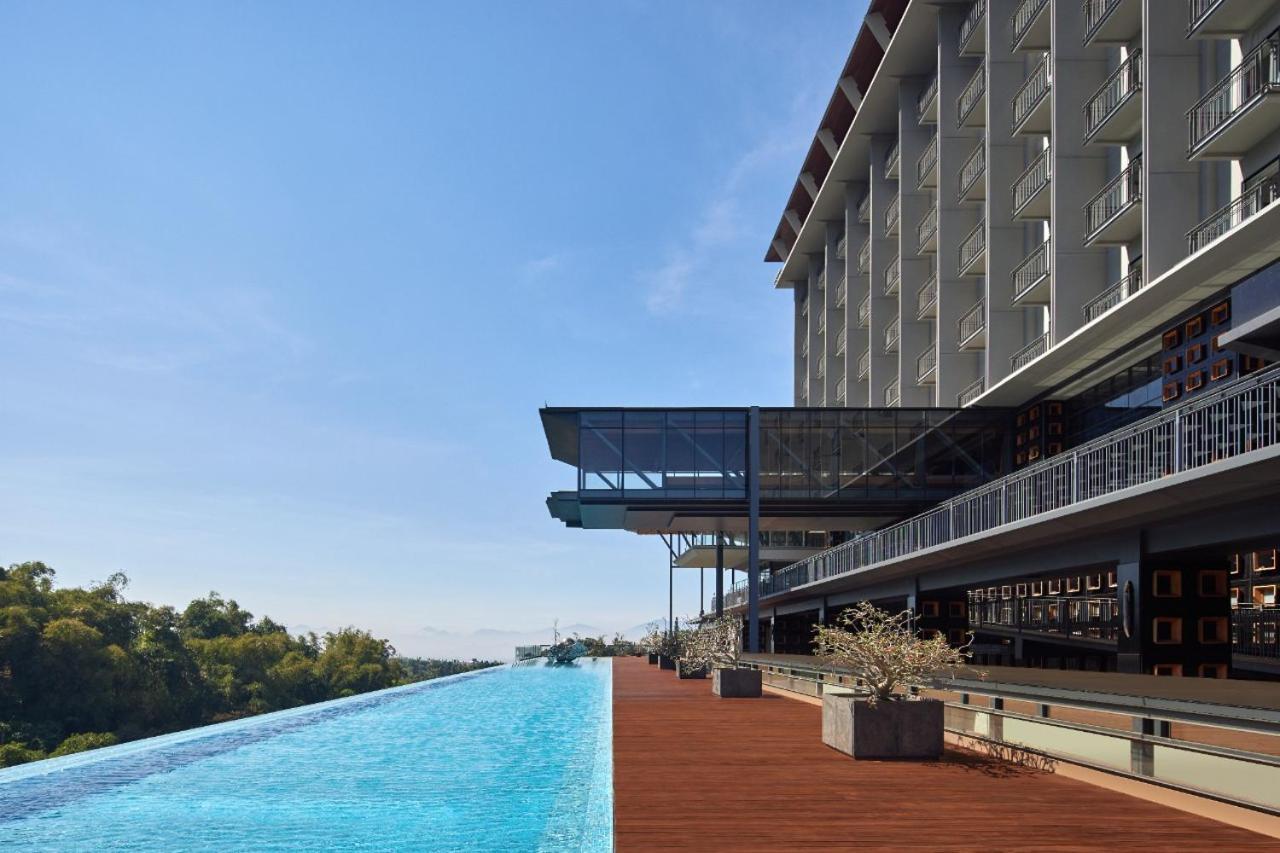 The Gaia Hotel Bandung Лембанг Экстерьер фото