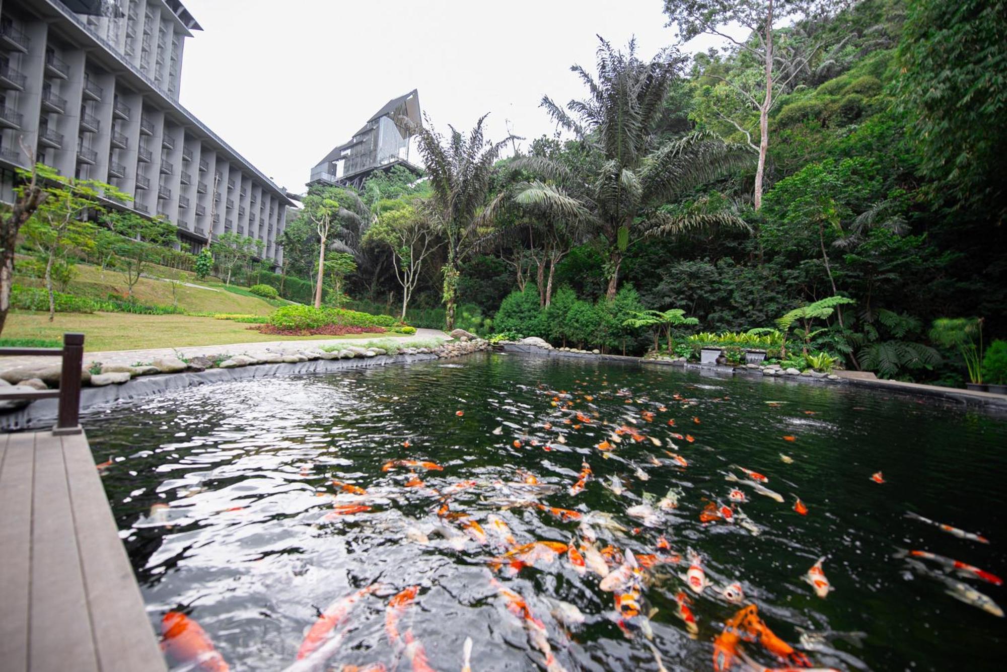 The Gaia Hotel Bandung Лембанг Экстерьер фото
